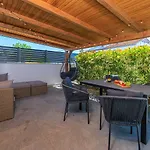 Apartment Bezauberndes Nur 450 Meter Zum Mit Aussendusche, Liegen, Meerblick *