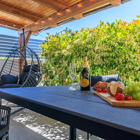 Bezauberndes Nur 450 Meter Zum Mit Aussendusche, Liegen, Meerblick Διαμέρισμα *