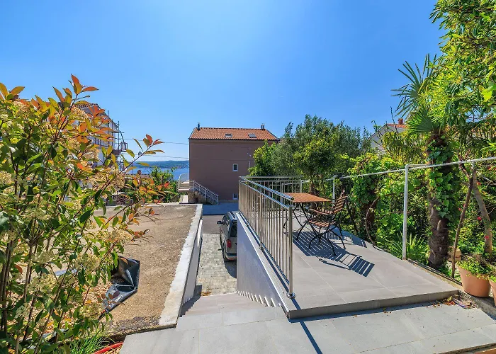 Appartement Bezauberndes Nur 450 Meter Zum Mit Aussendusche, Liegen, Meerblick *