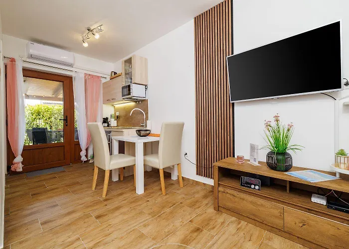 Bezauberndes Nur 450 Meter Zum Mit Aussendusche, Liegen, Meerblick