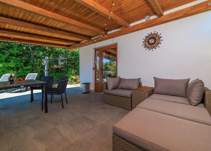 Bezauberndes Nur 450 Meter Zum Mit Aussendusche, Liegen, Meerblick Appartement